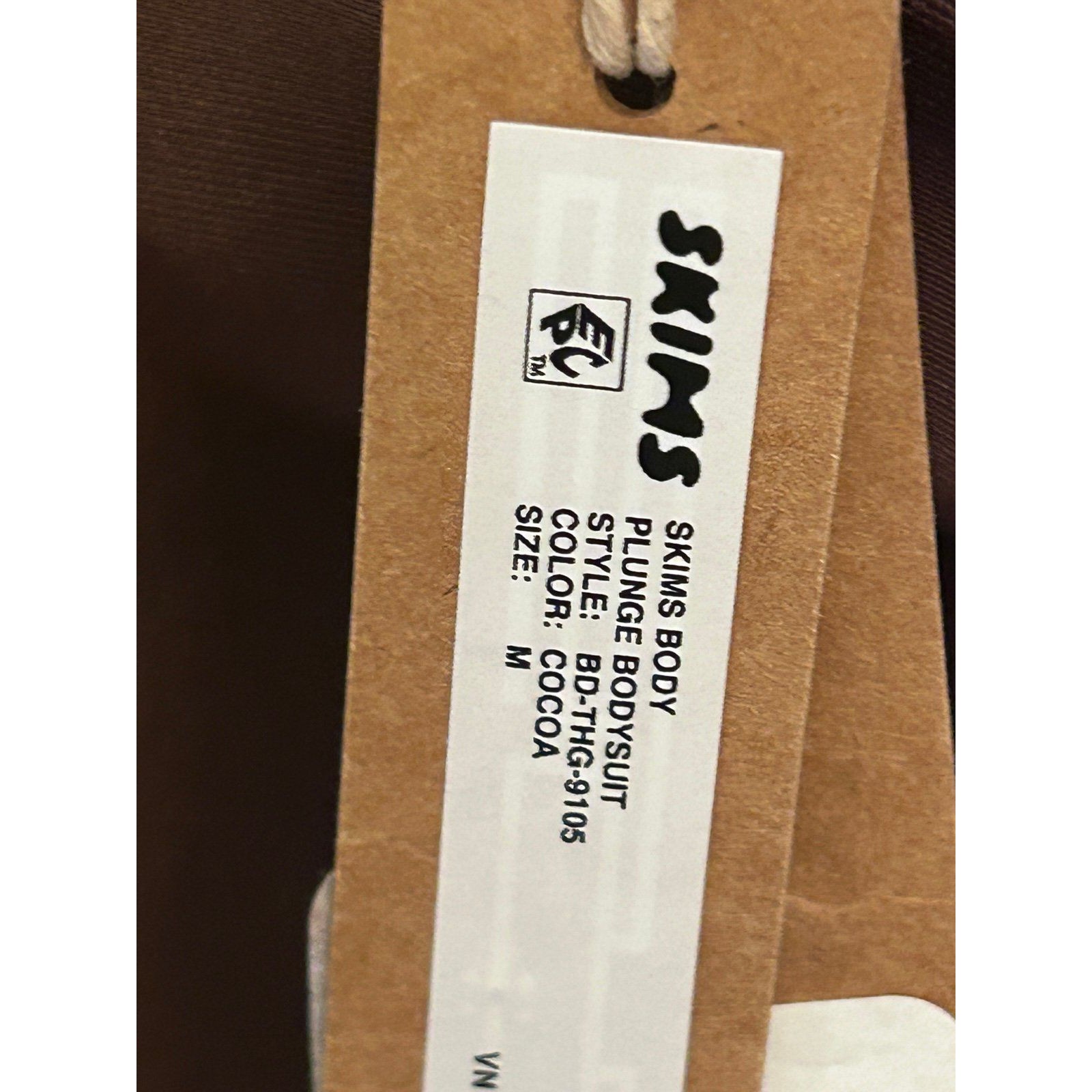 Skims Body Plunge Unlined Bodysuit Medium Cocoa New With Tags — image 3 of 5